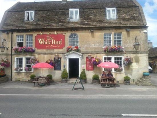 Hebe Cottage - Idyllic And Homely With Attention To Detail Atworth 외부 사진